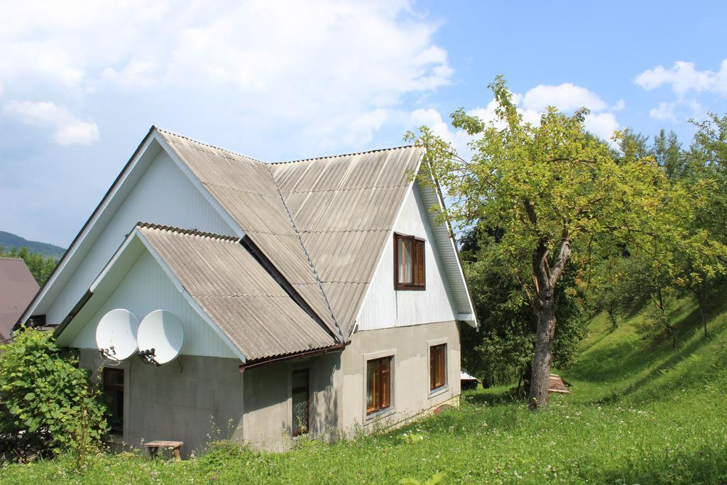 Hotel Goryanka Jaremče Esterno foto