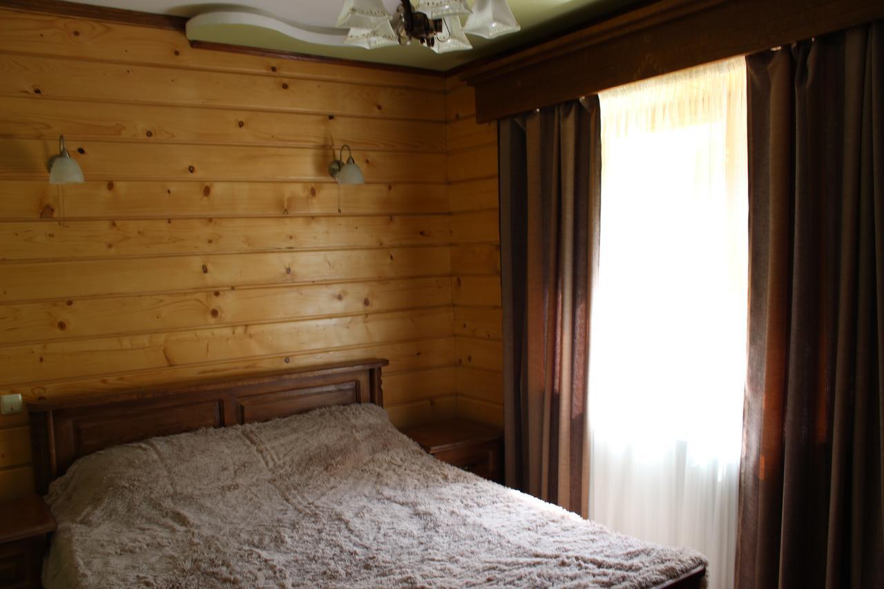 Hotel Goryanka Jaremče Esterno foto
