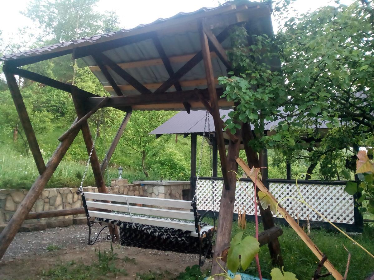 Hotel Goryanka Jaremče Esterno foto