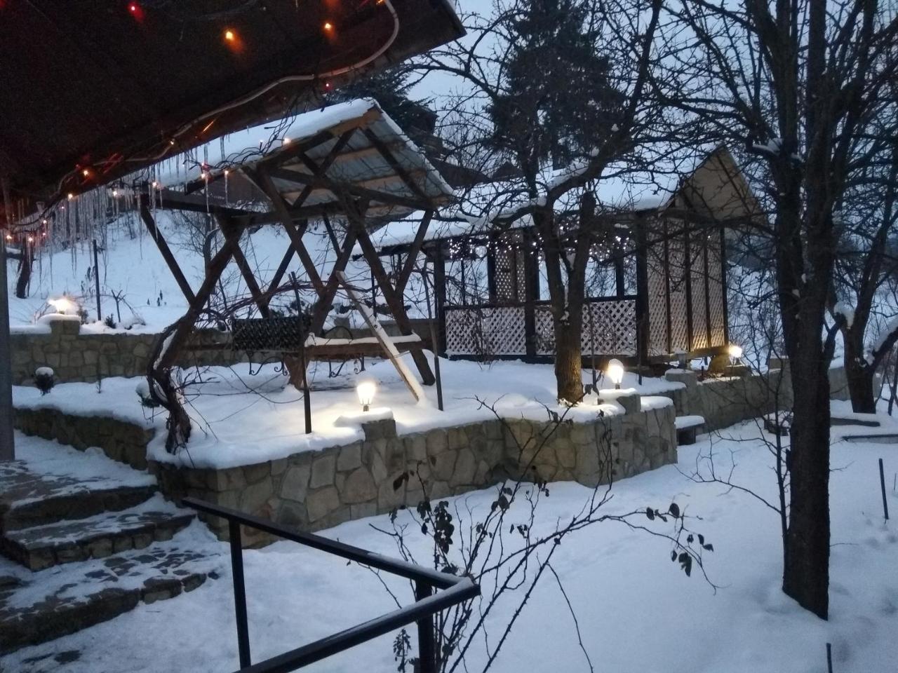 Hotel Goryanka Jaremče Esterno foto